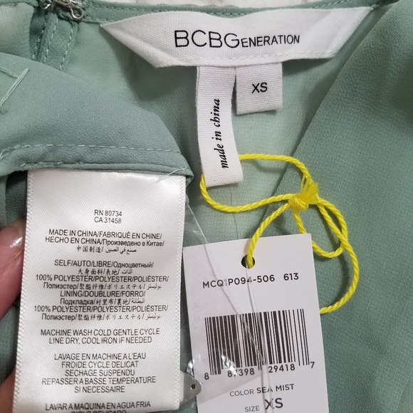 BCBGeneration sea mist sheer sleeveless top rhinestone detail XS - Picture 4 of 5